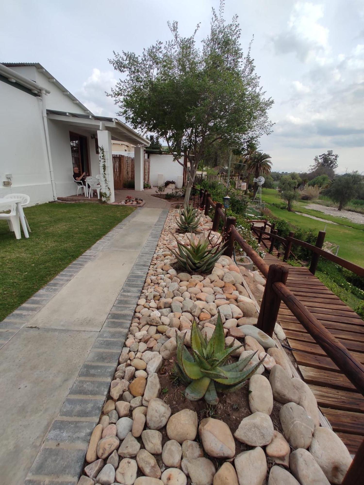 Bed and Breakfast De Oude Yotclub Oudtshoorn Exterior foto